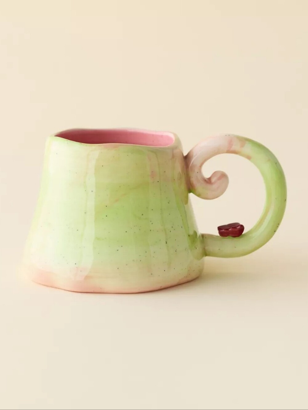 ❣️🪷NET Urban Outfitters Garden Critters Peekaboo Ceramic Mug 🌙